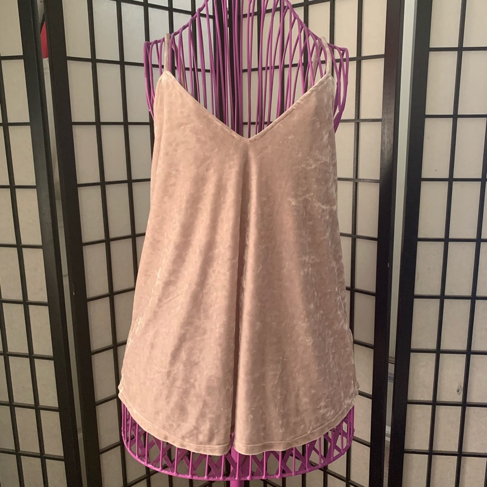 💫4/$20 Crushed Velvet Camisole, size S